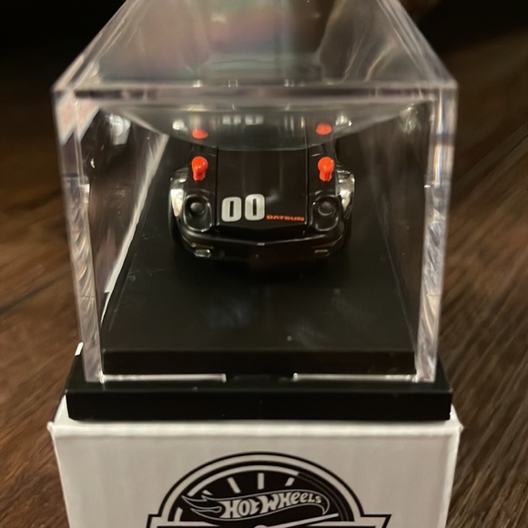 Custom ‘72 Datsun 24OZ Hot Wheels Red Line Club Exclusive 2023 - Picture 3 of 8